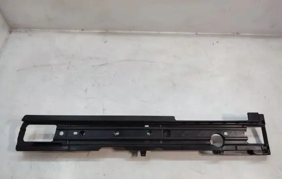 Volkswagen Touareg II Other trunk/boot trim element 7P0863599