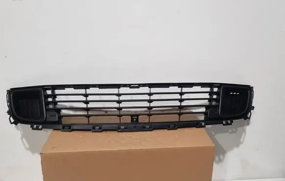 Citroen C5 Front grill 9681052677