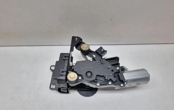 BMW 5 E60 E61 Rear window wiper motor 7061367 61627061367