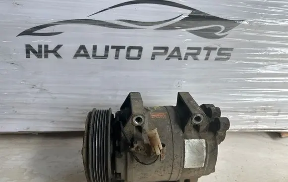Volvo XC90 Air conditioning (A/C) compressor (pump) 8708581 J639