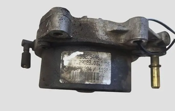 Opel Insignia A Vacuum pump 55205446