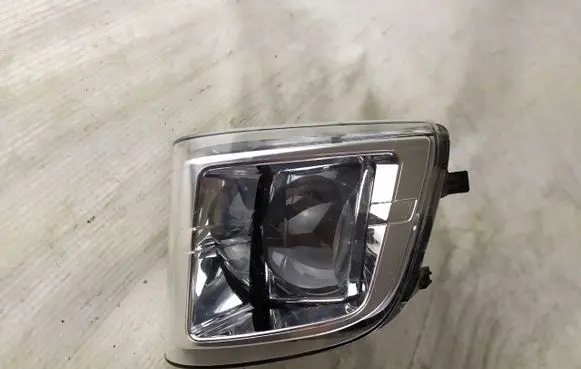 BMW 7 F01 F02 F03 F04 Front fog light 7390100007 63177381
