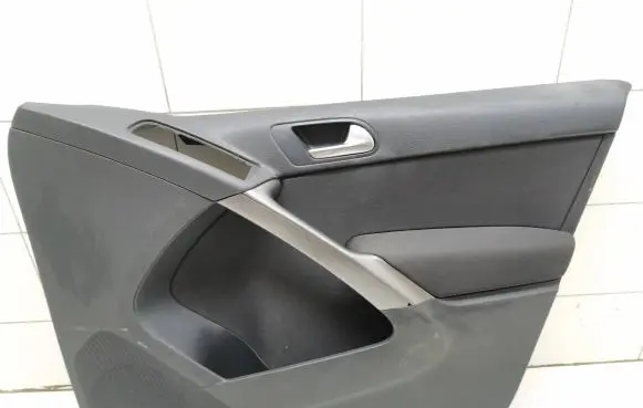 Front door card panel trim