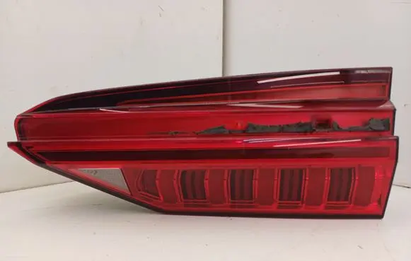 Audi A6 S6 C8 4K Tailgate rear/tail lights 4K5945094