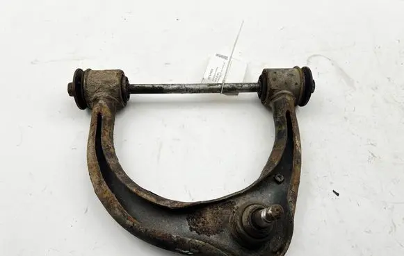 Toyota Land Cruiser (J120) Front upper control arm/wishbone
