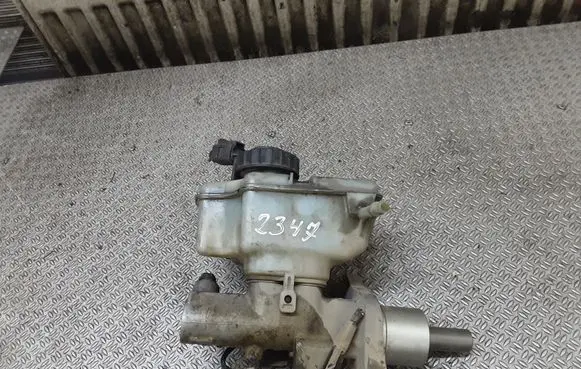 Skoda Octavia Mk2 (1Z) Master brake cylinder 1K1611301C