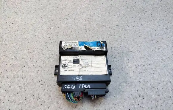 Opel Frontera B Comfort/convenience module 8971864010