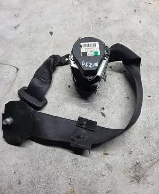Mercedes-Benz E W211 Front seatbelt 605369000 008L000