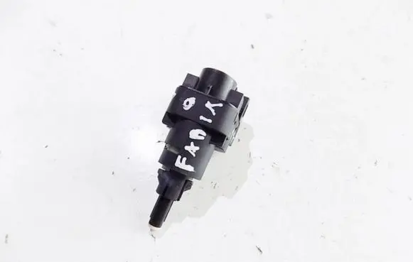 Skoda Fabia Mk2 (5J) Brake pedal sensor switch 6Q0945511