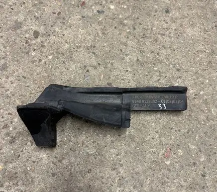 BMW 5 F10 F11 Other engine bay part 9132302 24024010
