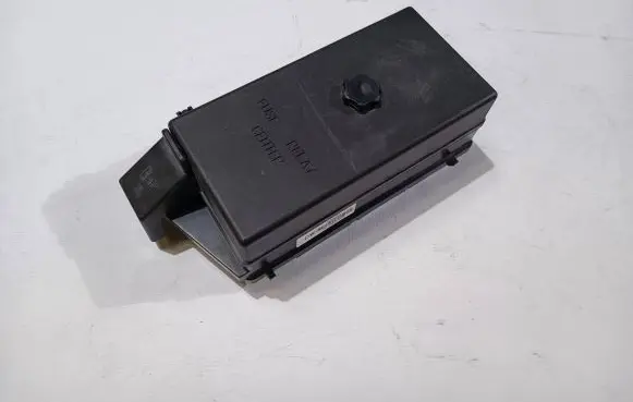 Chevrolet Corvette C5 Fuse box set 10316193