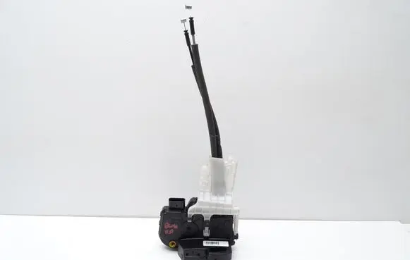Hyundai ix35 Front door lock 81320-2Y020