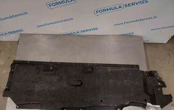 Audi Q7 4M Center/middle under tray cover 4M0825206J