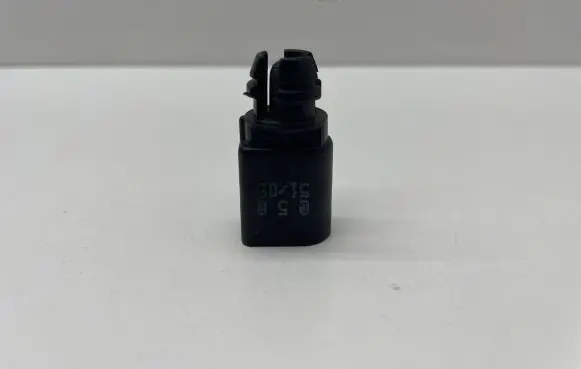 Volkswagen Golf VI Outside/external air temperature sensor 8ZO820535