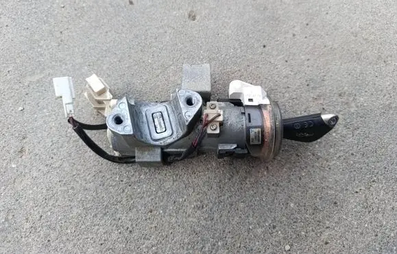 Subaru B9 Tribeca Ignition lock 88215ag000