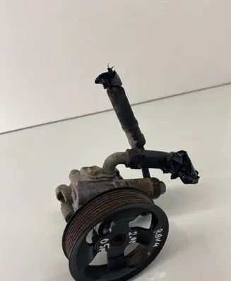 Toyota RAV 4 (XA20) Power steering pump X4J02194