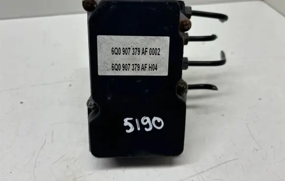 Volkswagen Polo IV 9N3 ABS Pump 0265800511 6Q0907379AF 6Q0614117S
