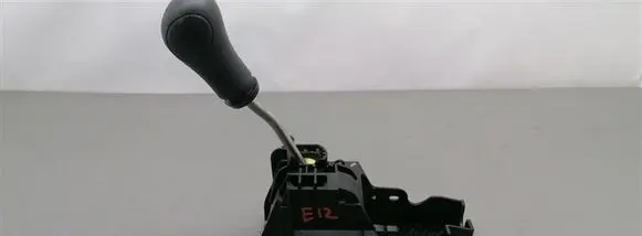 Nissan Note (E12) Gear shifter/selector