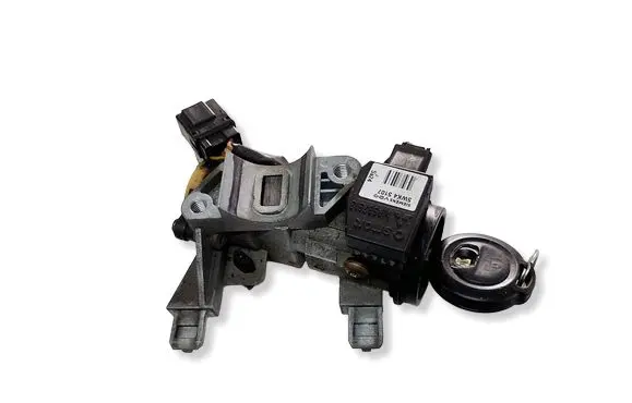 Smart ForFour I Ignition lock MR955230 5WK45107