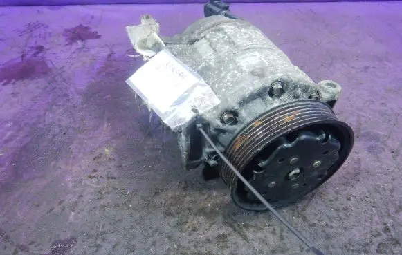 Volkswagen Golf IV Air conditioning (A/C) compressor (pump)