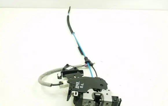 Mercedes-Benz GLK (X204) Rear door lock A2047301435