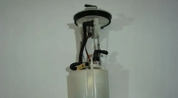 Audi Q3 8U In-tank fuel pump 