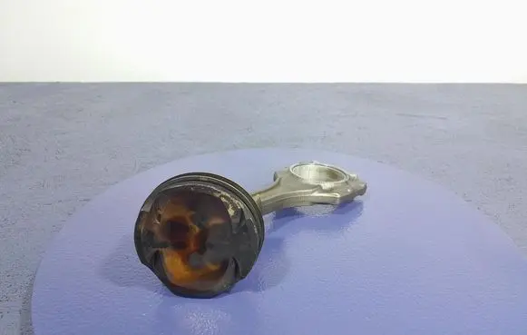 BMW M4 F82 F83 Piston 