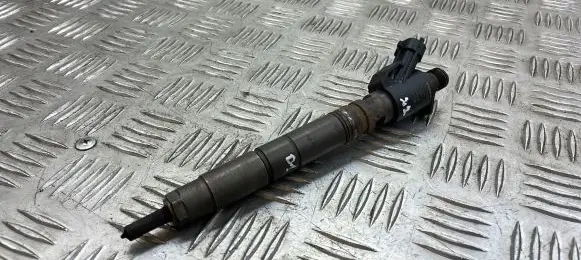 Volvo XC60 Fuel injector 31303238 0445116