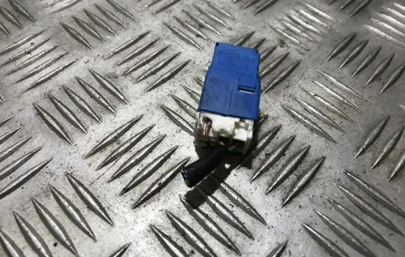 Nissan Almera Tino Other relay 4ra00781303 4ra007813-03