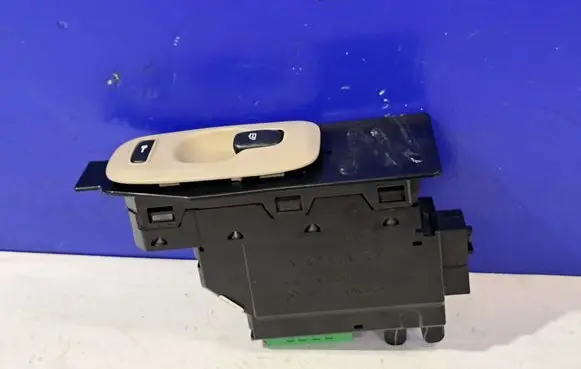 Electric window control switch