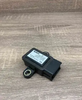 BMW 7 E65 E66 ESP acceleration yaw rate sensor 6753694 0265005248 Used