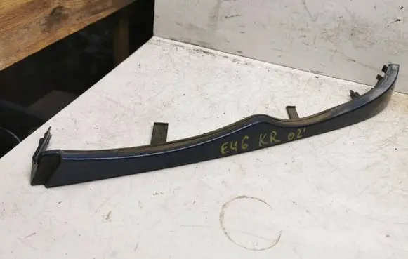 BMW 3 E46 Under headlight/headlamp trim 11460913