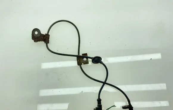 Subaru Outback ABS brake wheel speed sensor K127540AG00 27540AG00 27540AG