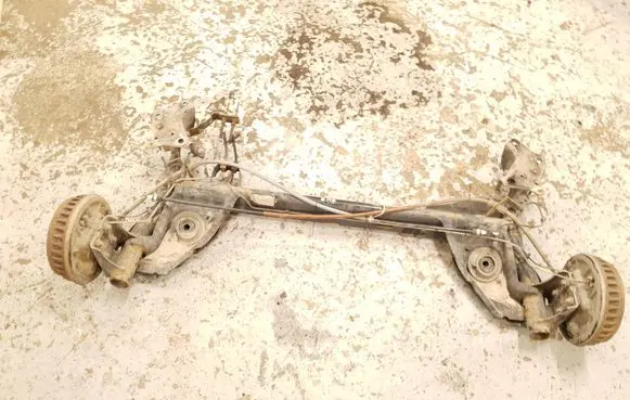 Renault Clio IV Rear axle beam