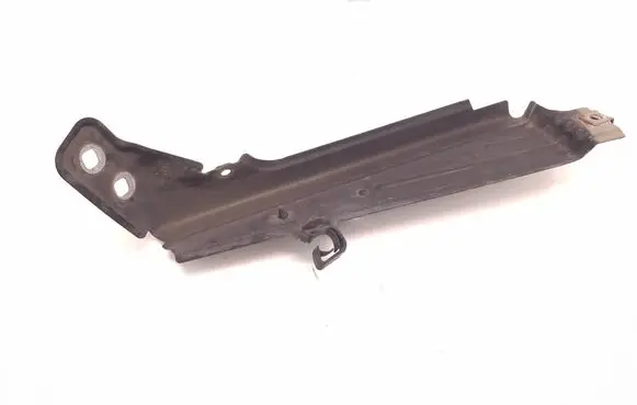 BMW X3 F25 Fender mounting bracket 7267326 07808N326 41357267326