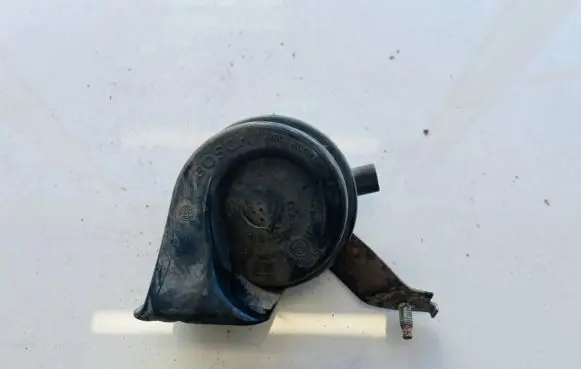 BMW 3 E46 Horn signal e9703881157