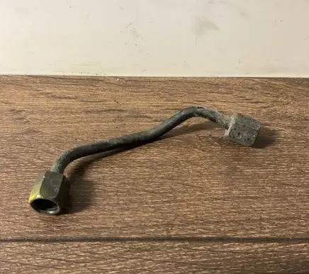Mercedes-Benz E W211 Fuel main line pipe