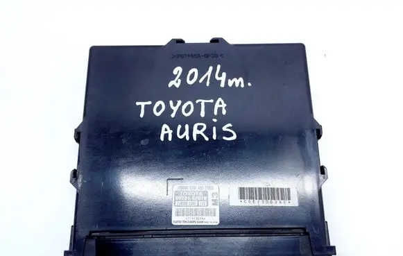 Toyota Auris E180 Other devices 8926102010