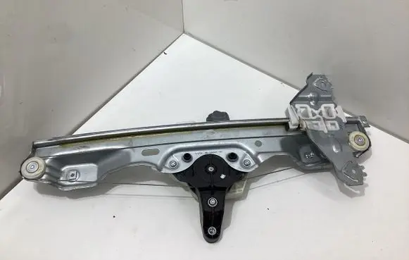 Renault Kadjar Rear door window regulator motor 827203827R