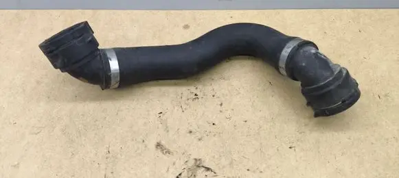 Mercedes-Benz C W205 Engine coolant pipe/hose A2055013482