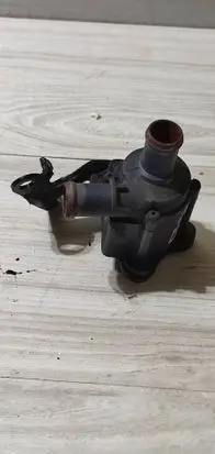 Volkswagen Caddy Electric auxiliary coolant/water pump 5Q0121599Q