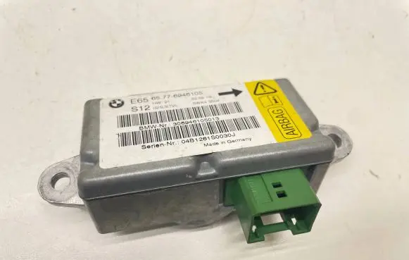 BMW 7 E65 E66 Airbag deployment crash/impact sensor 306946105013 6946105 04B1261S0030J