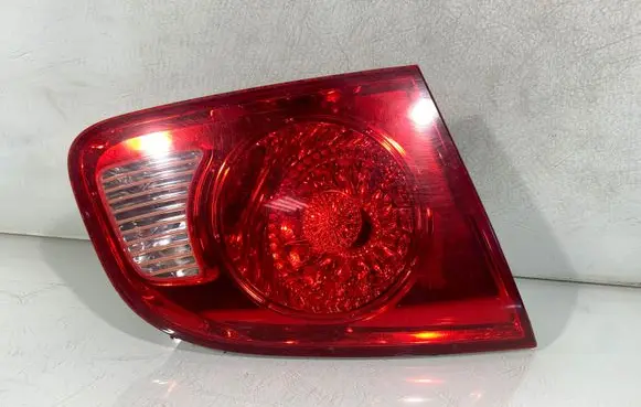 Hyundai Santa Fe Tailgate rear/tail lights 324052b000
