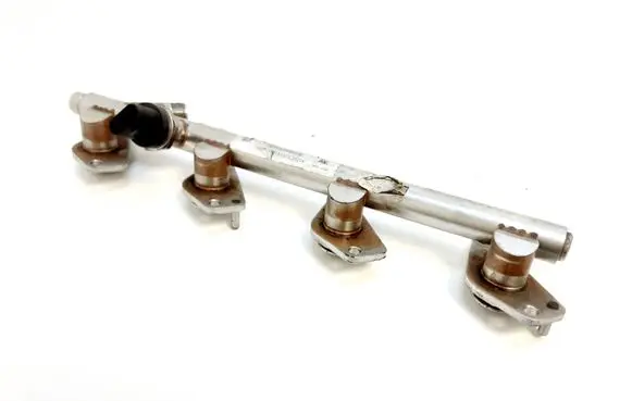 Mercedes-Benz C W205 Fuel main line pipe A2740700995