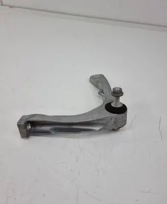 Porsche Macan (95B) Engine mounting bracket 9y0199353