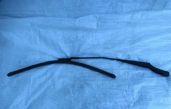 Opel Grandland X Front wiper blade arm