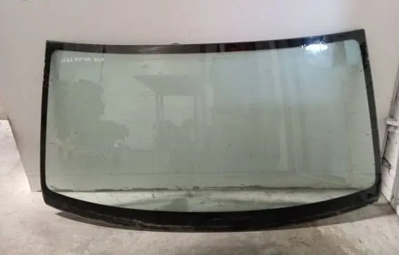 Ford Ranger Front windscreen/windshield window 43R00185 4O60AS1M50T
