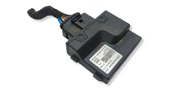 Audi A4 S4 B9 Fuel injection pump control unit/module 8W0906093A