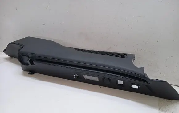 Citroen C5 Trunk/boot trim cover 9682033277