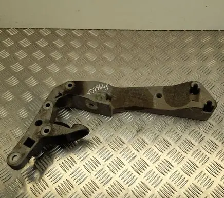BMW X4 G02 Engine mounting bracket 8486998